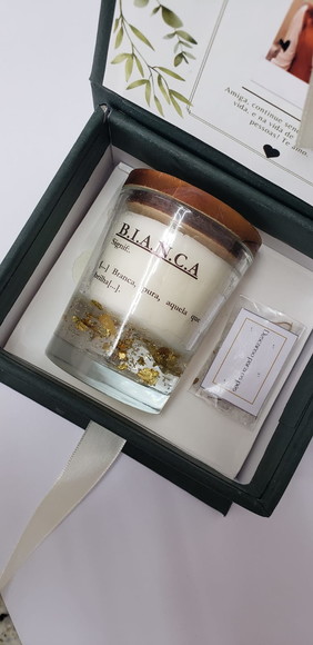Vela Aromática com Folha de Ouro 70ml em Caixa Transparente | Lembrancinha Luxo