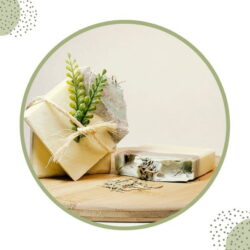 Mini Sabonete Natural de Alecrim, Capim Limão e Argila Verde 30g | Artesanal Premium